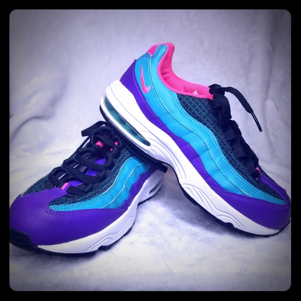 Girls Nike Air Max 95 Now Sneakers